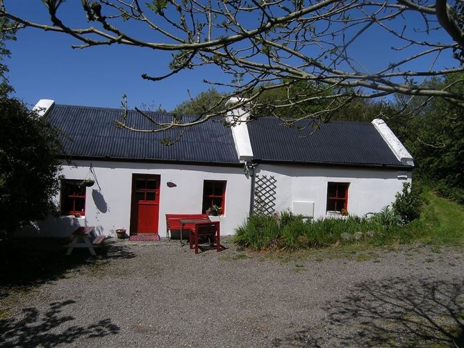 Main image for Minnies Cottage Droum, Glenbeigh, Kerry