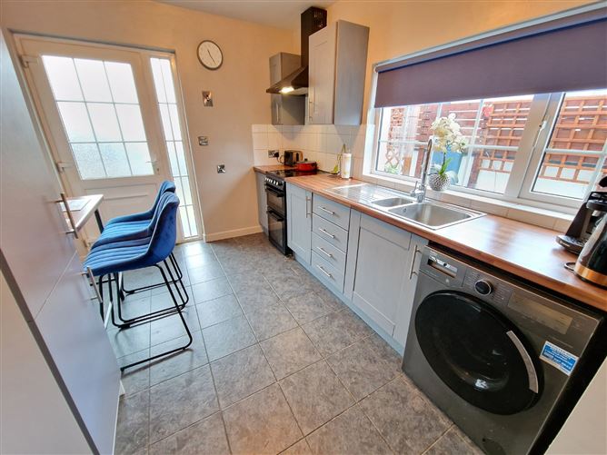 312 Quay Road, Clarecastle, Co. Clare