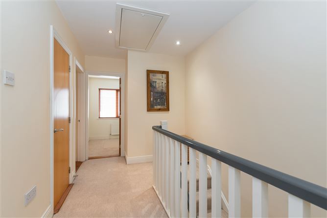 7 Hunters Avenue, Hunterswood, Ballycullen, Dublin 24