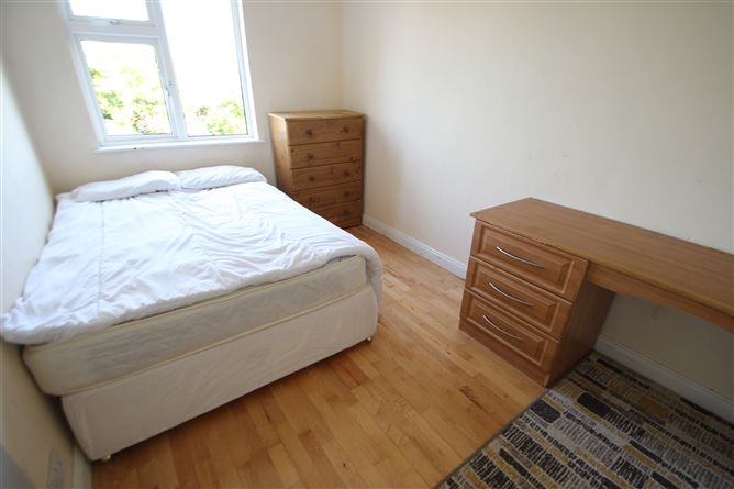 27 Ard na Ri, Carrigaline, Cork