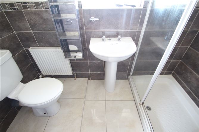 27 Ard na Ri, Carrigaline, Cork