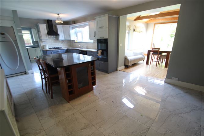 27 Ard na Ri, Carrigaline, Cork