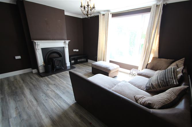 27 Ard na Ri, Carrigaline, Cork