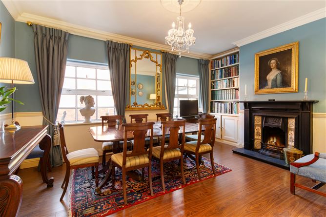 12 Simmons Court, Simmonscourt Road, Ballsbridge, Dublin 4