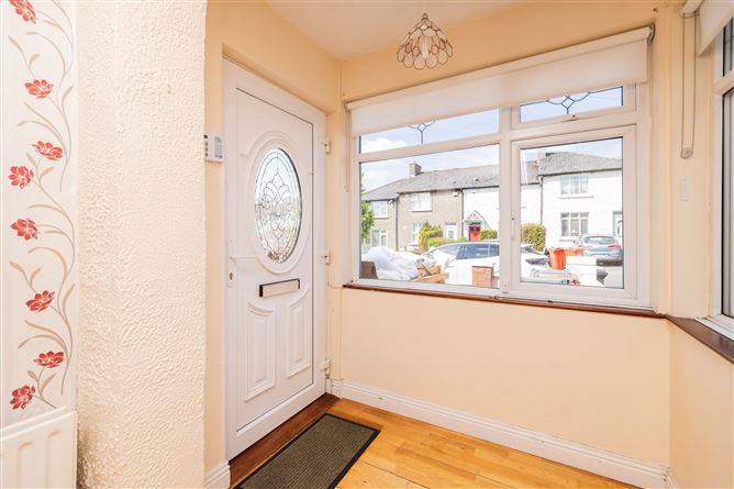 https://photos-a.propertyimages.ie/media/4/8/8/4923884/acaa4907-b284-48b8-8131-d52a6b369fbf_l.jpg