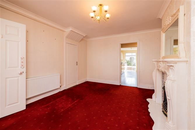 https://photos-a.propertyimages.ie/media/4/8/8/4923884/acaa4907-b284-48b8-8131-d52a6b369fbf_l.jpg