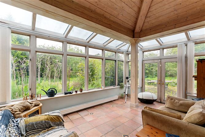 https://photos-a.propertyimages.ie/media/4/8/8/4930884/6e8374bc-d89c-49ea-a35f-7840e0968c2b_l.jpg