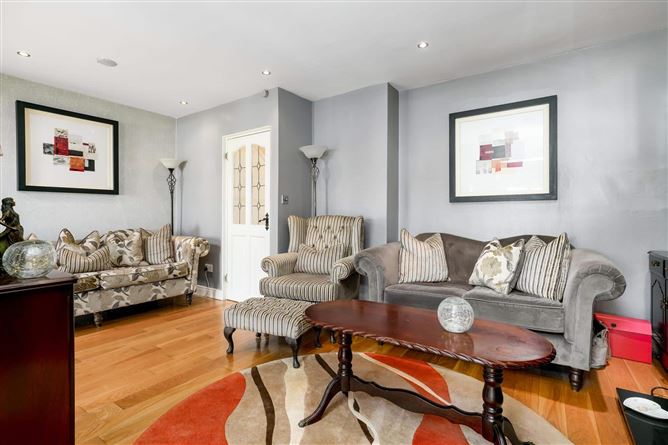 9 Hillcrest Avenue, Lucan, Co. Dublin