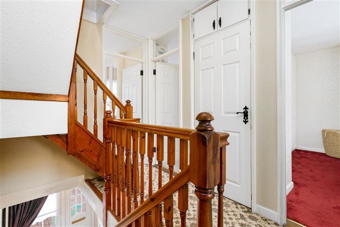 9 Hillcrest Avenue, Lucan, Co. Dublin