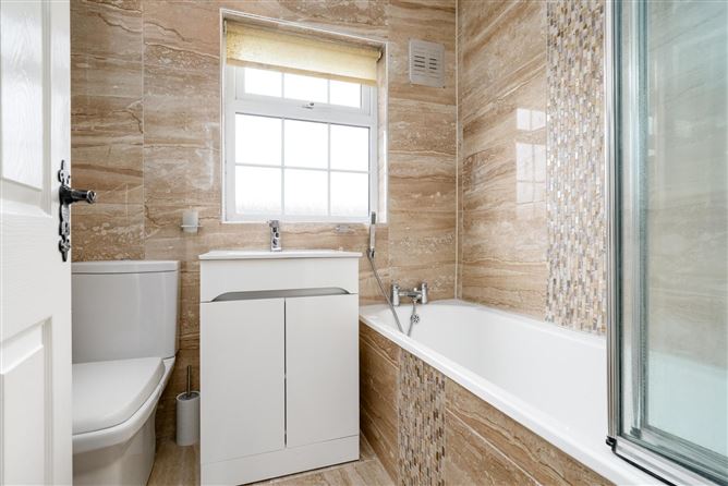 9 Hillcrest Avenue, Lucan, Co. Dublin