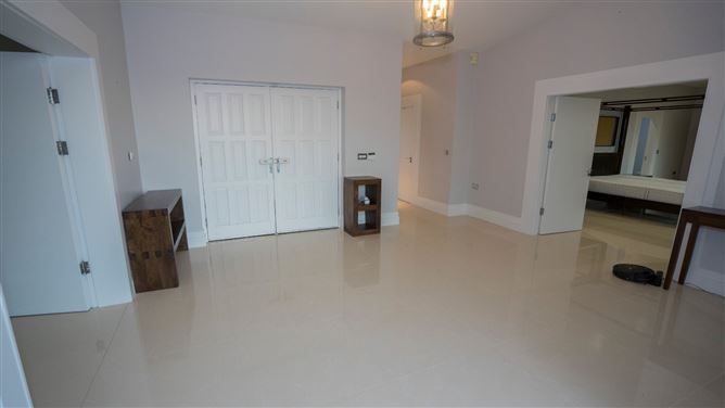 South Commons, Carlingford, Co. Louth