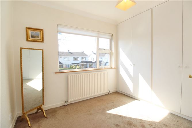 17 Brompton Lawn, Castleknock, Dublin 15