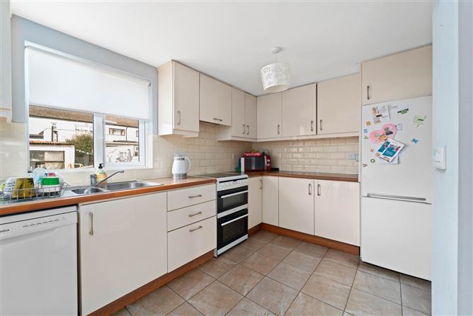 8 Baggot Road, Navan Road, Dublin 7