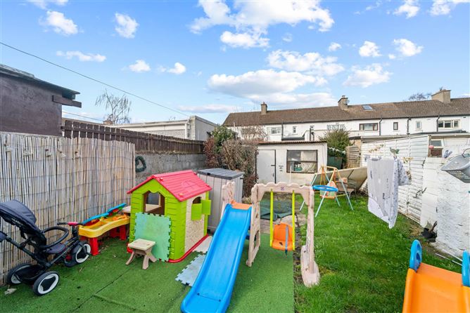 8 Baggot Road, Navan Road, Dublin 7