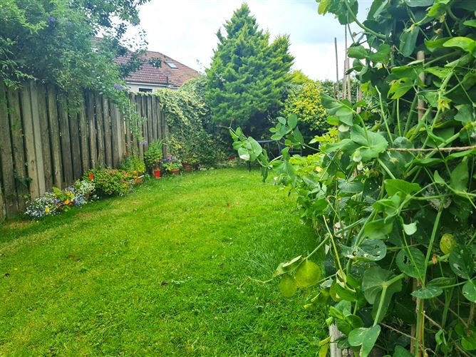 95 Manor Court, Knocknacarra, Galway
