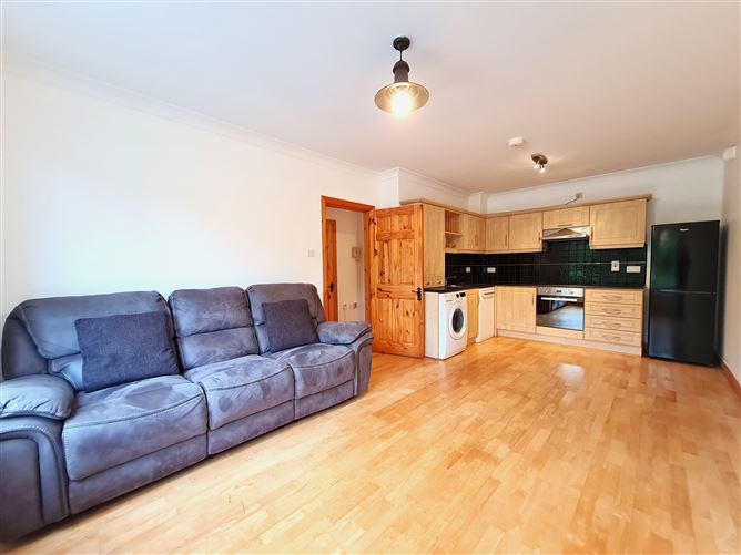95 Manor Court, Knocknacarra, Galway
