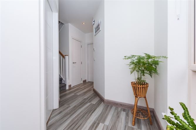 8 Oak Park Avenue, Oak Park Naas, Co. Kildare W91 HFF8, Naas, Kildare