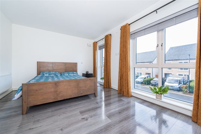 8 Oak Park Avenue, Oak Park Naas, Co. Kildare W91 HFF8, Naas, Kildare