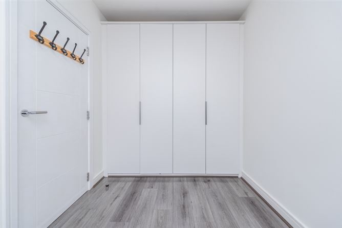 8 Oak Park Avenue, Oak Park Naas, Co. Kildare W91 HFF8, Naas, Kildare