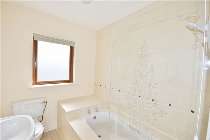 35 The Meadows, Listowel, Co. Kerry