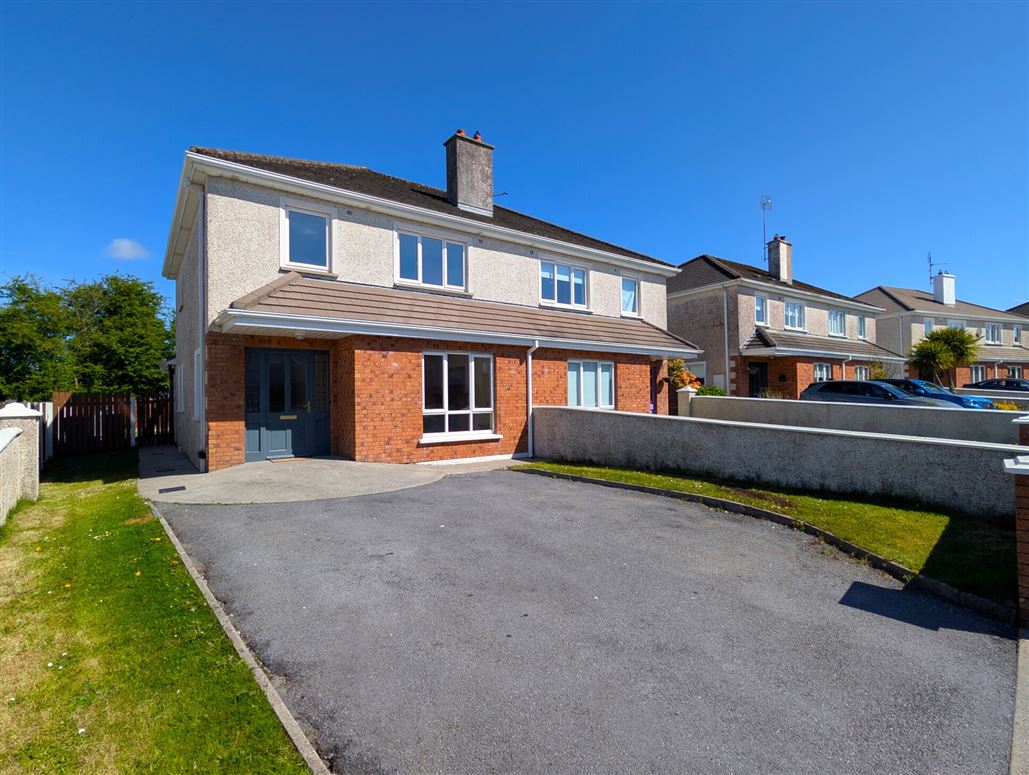 48 Elm Park, Claremorris, Co. Mayo