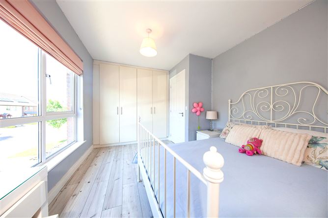 https://photos-a.propertyimages.ie/media/4/8/9/5002984/5b50c5d0-50c4-49bf-8734-f6ce57df0ba5_l.jpg
