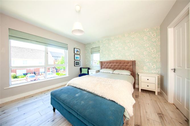 https://photos-a.propertyimages.ie/media/4/8/9/5002984/5b50c5d0-50c4-49bf-8734-f6ce57df0ba5_l.jpg