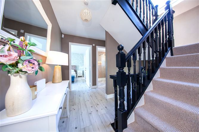 https://photos-a.propertyimages.ie/media/4/8/9/5002984/5b50c5d0-50c4-49bf-8734-f6ce57df0ba5_l.jpg