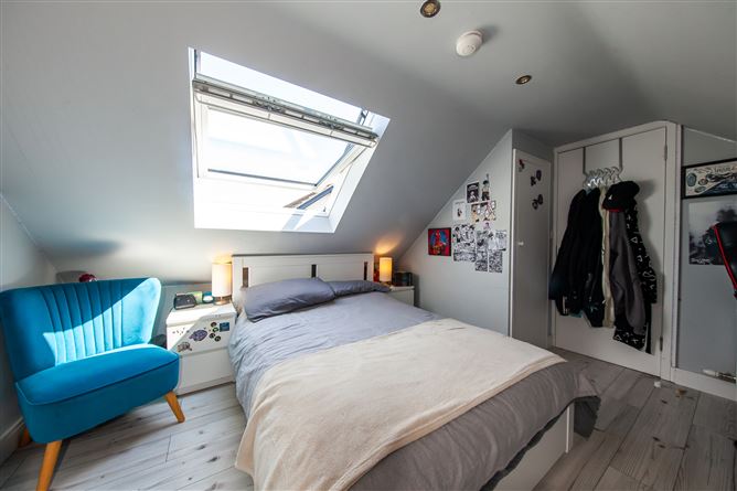 https://photos-a.propertyimages.ie/media/4/8/9/5002984/5b50c5d0-50c4-49bf-8734-f6ce57df0ba5_l.jpg