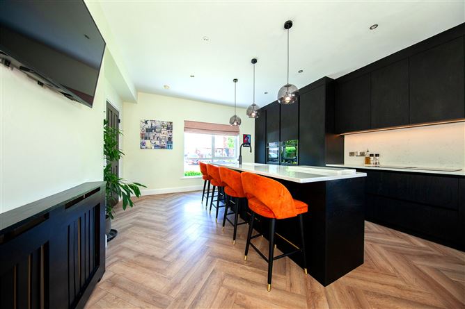 https://photos-a.propertyimages.ie/media/4/8/9/5002984/5b50c5d0-50c4-49bf-8734-f6ce57df0ba5_l.jpg