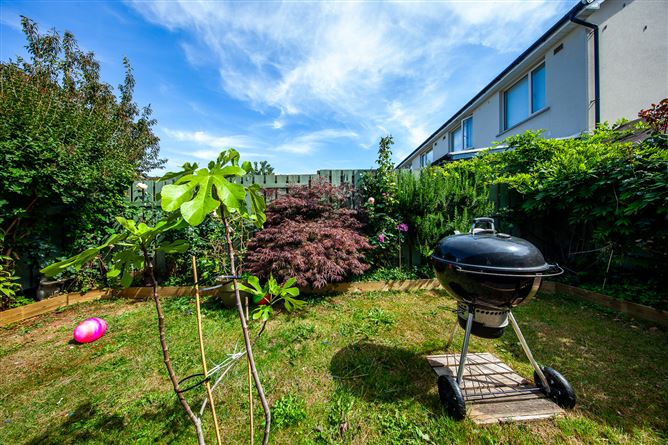 Photo 24 of 29 — 12 Stratton Drive, Lucan, Adamstown, Dublin