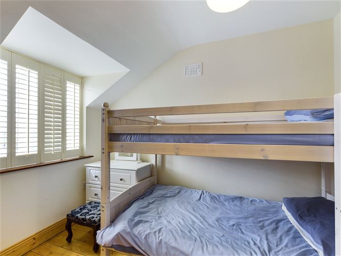 45 Moinin, Kilkee, Co. Clare.