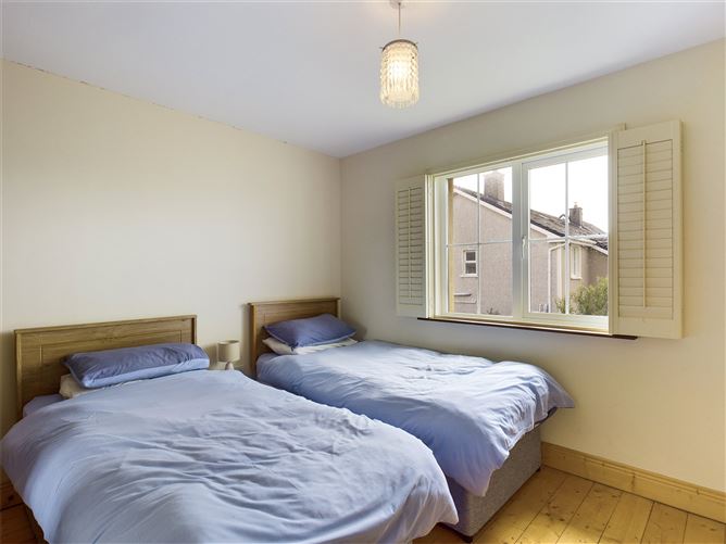 45 Moinin, Kilkee, Co. Clare.