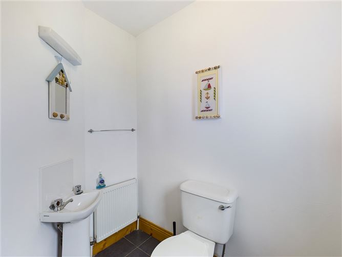 45 Moinin, Kilkee, Co. Clare.