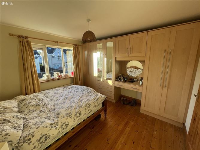 30 Gleann Rua, Ballygarvan, Cork