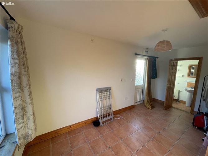 30 Gleann Rua, Ballygarvan, Cork