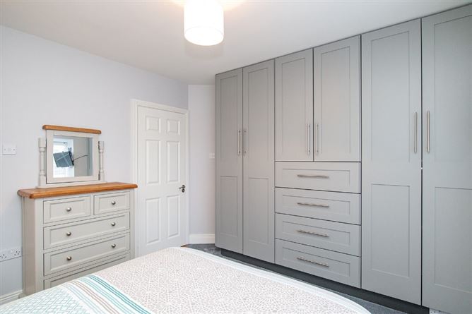 11 Mallfield, Thomastown, Co. Kilkenny
