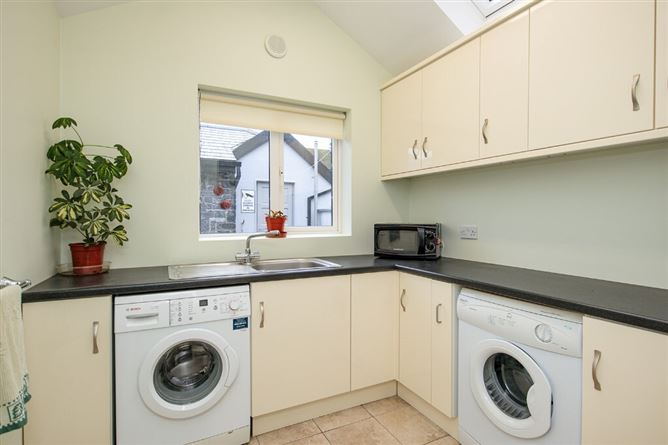 11 Mallfield, Thomastown, Co. Kilkenny