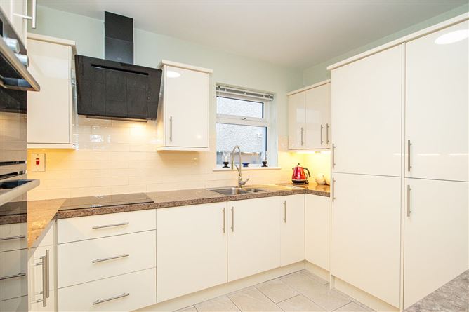 11 Mallfield, Thomastown, Co. Kilkenny