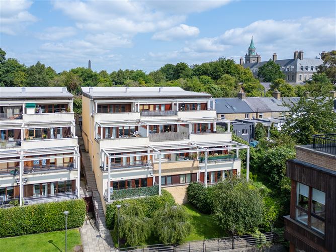 65 St John's Well Way, Kilmainham, Dublin 8