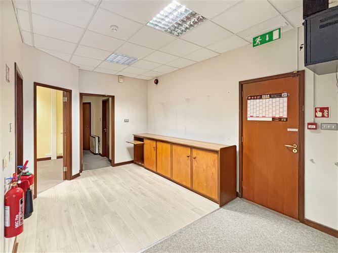 Ground Floor Unit, Hardiman House, Eyre Square, Galway City, Galway