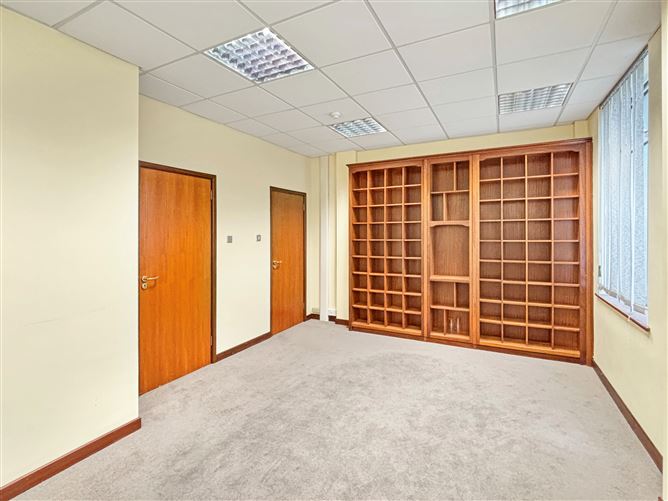 Ground Floor Unit, Hardiman House, Eyre Square, Galway City, Galway