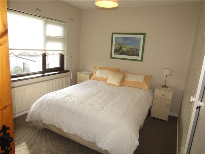 1 Riverside Drive, Shannon Banks, Corbally, Limerick