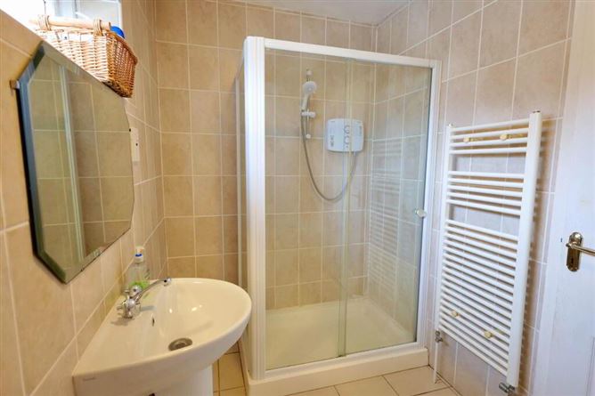 12 Garravogue Road, Raheen, Limerick