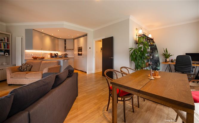 83 West Courtyard, Tullyvale (2 BEDROOMS CONVERTED, ORIGINALLY 3), Cherrywood, Dublin