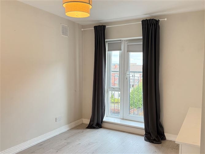 Photo 13 of 34 — 152, CARRIG COURT, SAGGART, Citywest, Dublin 24