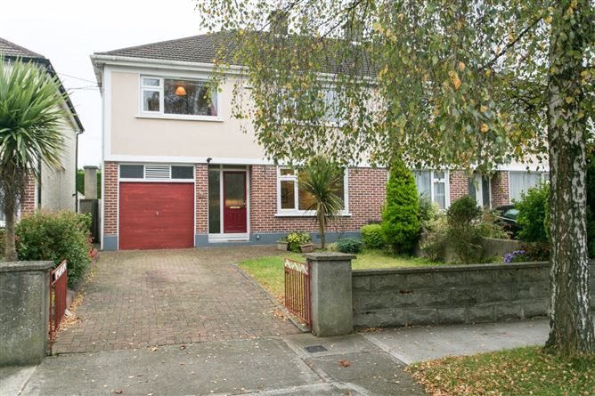34 Lakelands Crescent, Stillorgan, Dublin