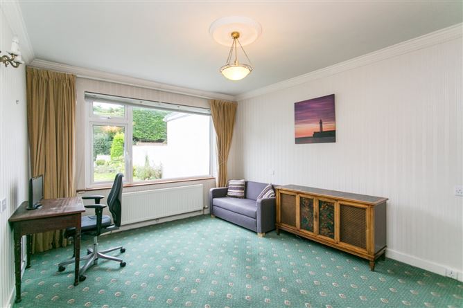 34 Lakelands Crescent, Stillorgan, Dublin