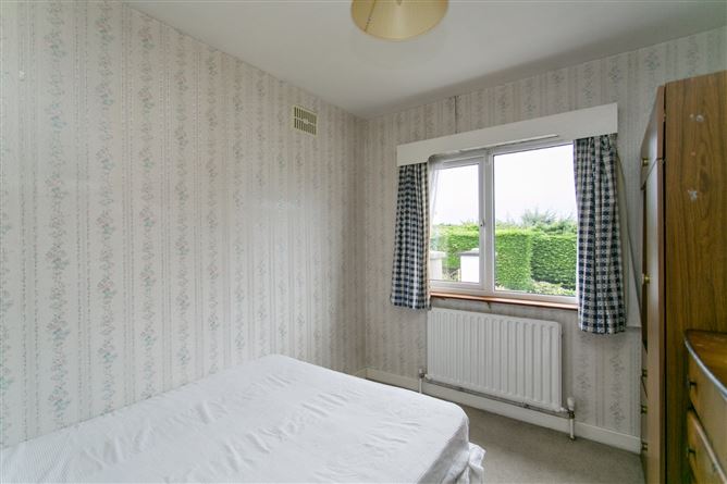 34 Lakelands Crescent, Stillorgan, Dublin