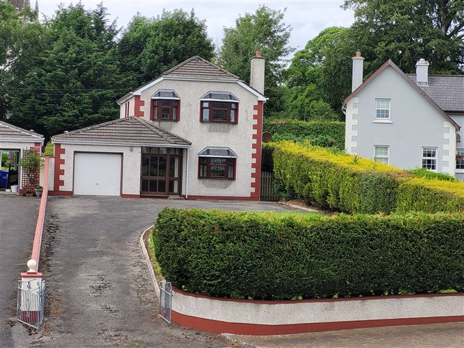 Upper Main Street, Manorhamilton, Leitrim